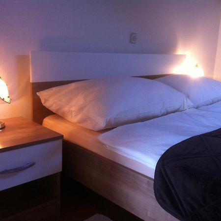Apartment Preka Palit Екстериор снимка