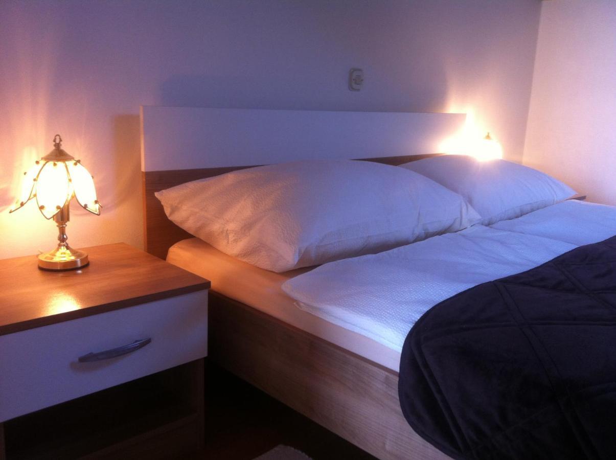 Apartment Preka Palit Екстериор снимка